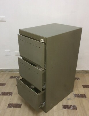 Cassettiera Olivetti Synthesis   Mobile Schedario d'Epoca   Design Ettore Sottsass