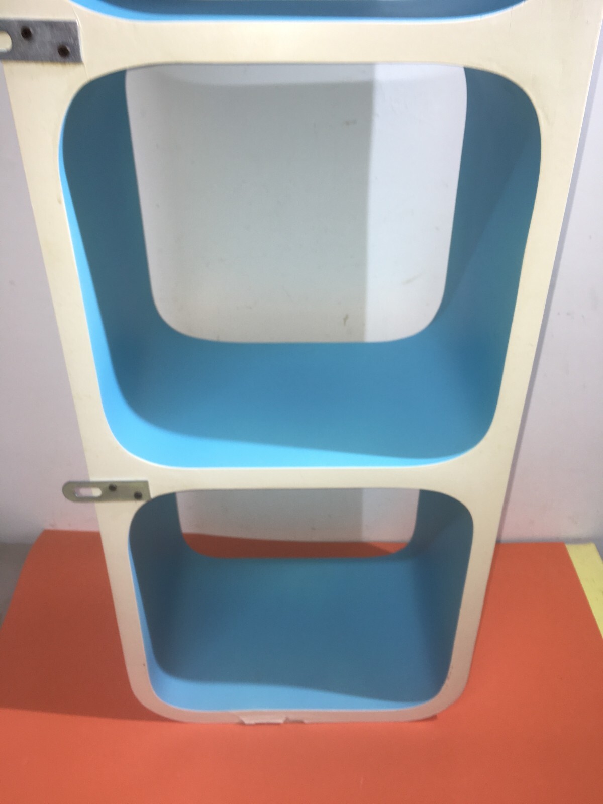 Design E Architettura: Mensola A Cubi Inusuale E Decorativa