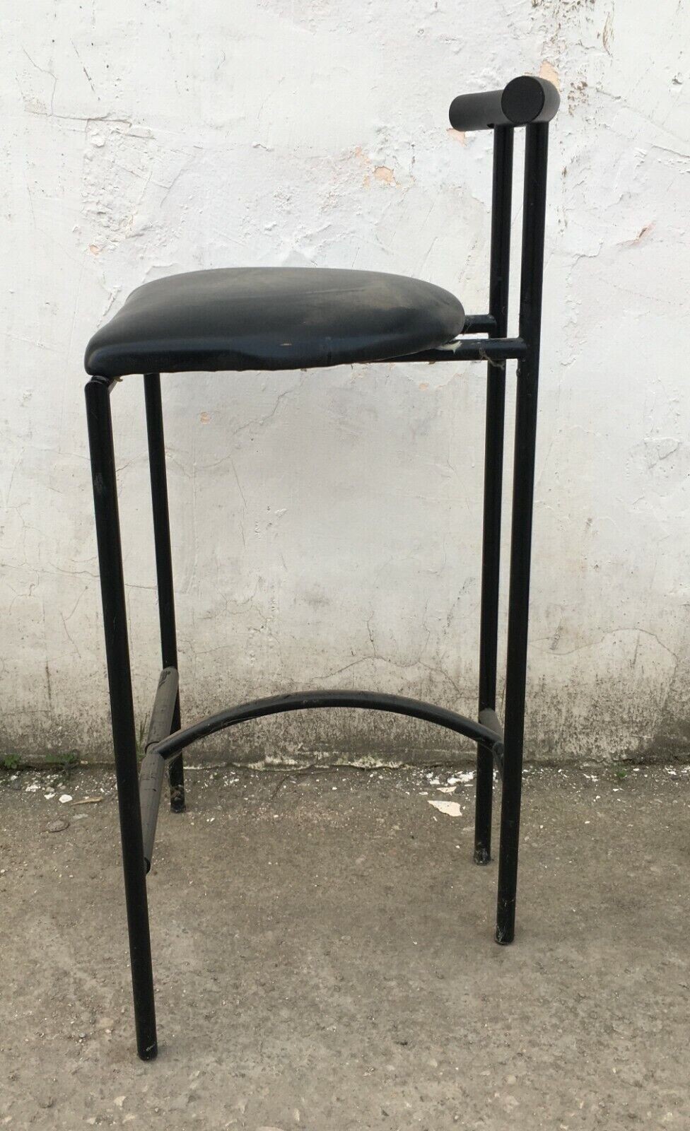 Design   Complemento d'Arredo   Designer Rodney Kinsman   Tokyo   Sedia Sgabello D'Epoca