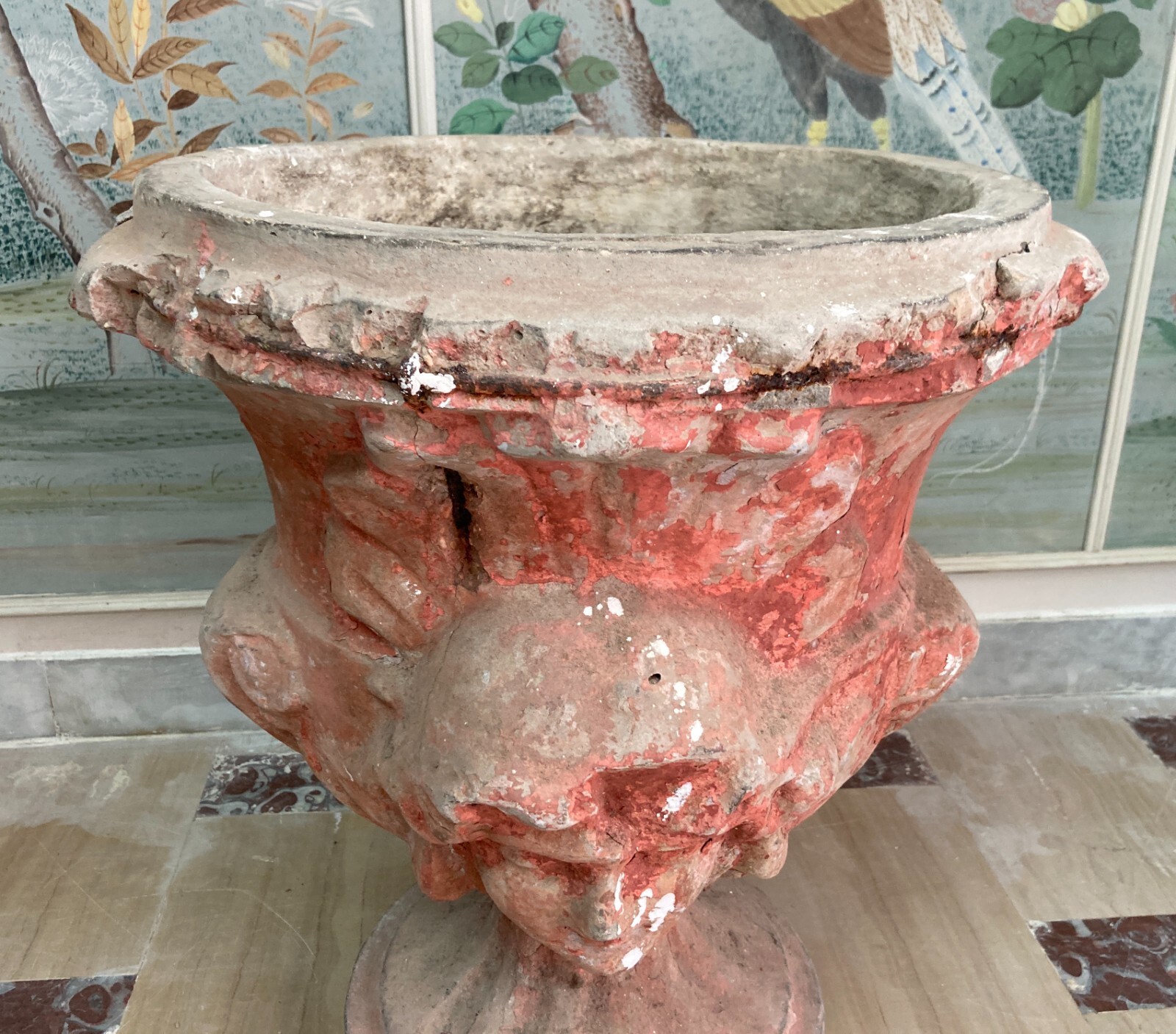 Vaso Decorativo Figurato Per Piante In Cemento, Anni '30