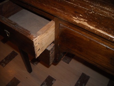 Antica Scrivania In Legno Massello Da Restaurare
