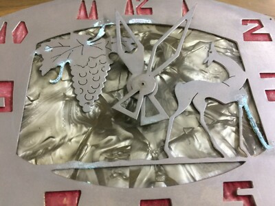 Orologio Da Tavolo Art Déco Con Motivi Naturalistici E Futuristi