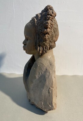 Scultura In Terracotta Di Domenico Mastroianni Raffigurante Donna Etiope