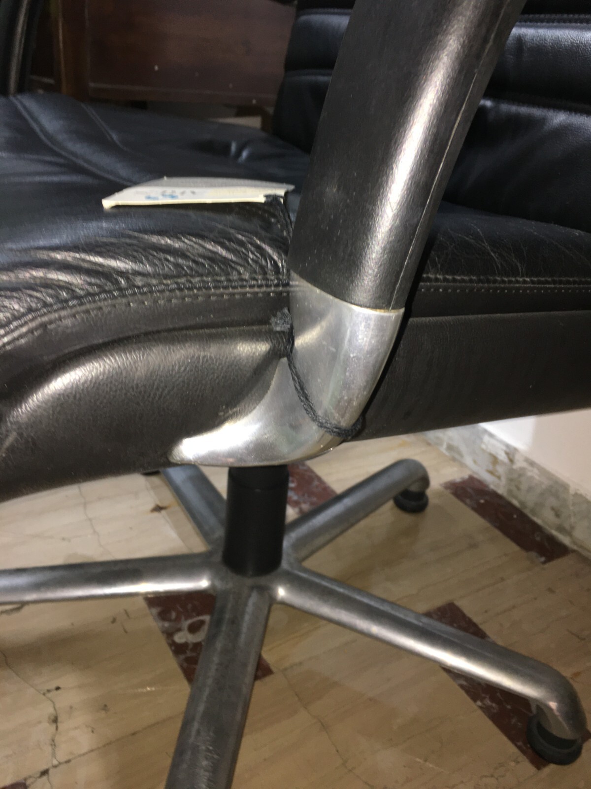 Modernariato   Design Decorativo: Poltrona Ares