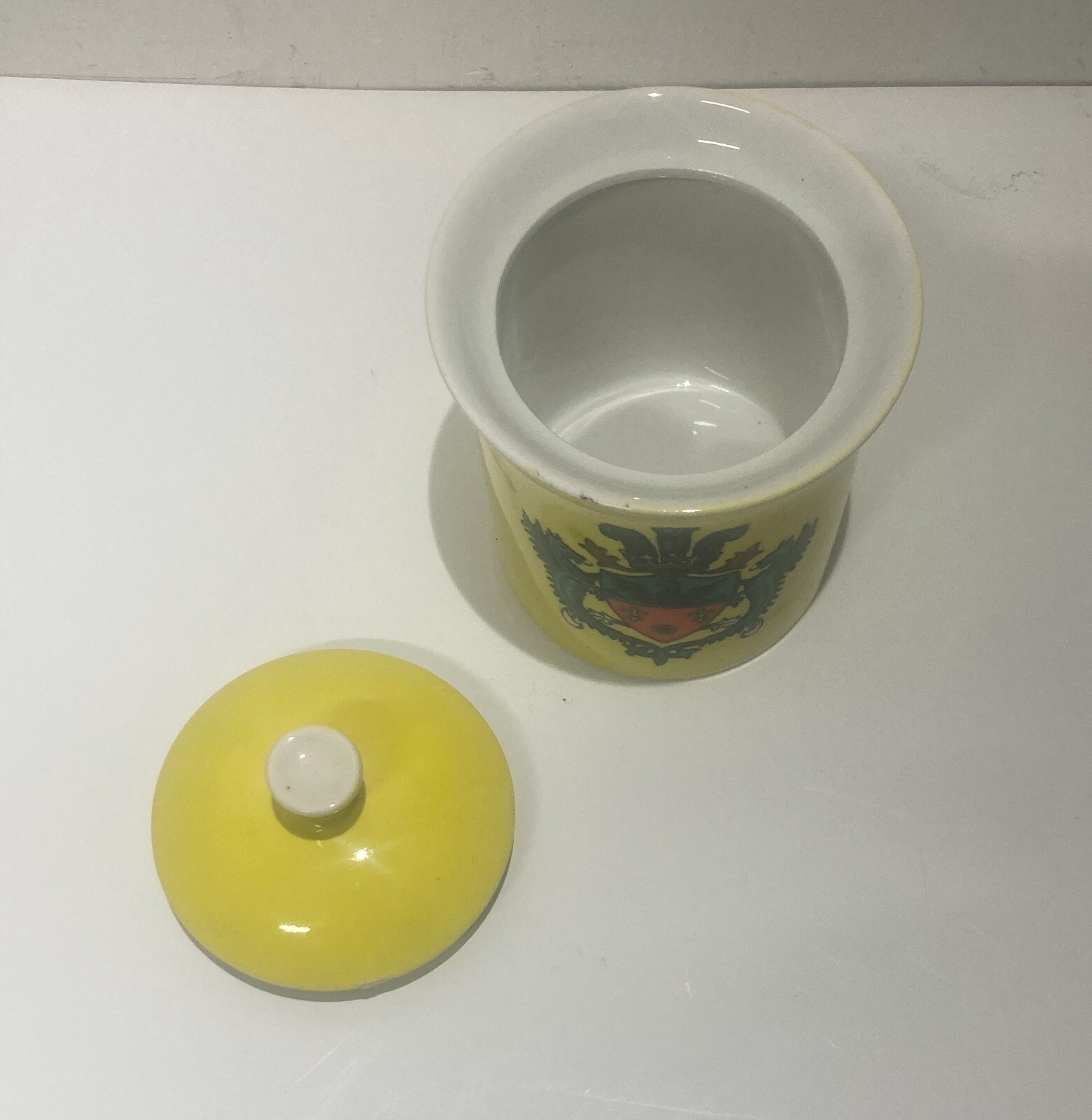 Simbologia Araldica: Vasetto Decorativo Con Doppio Stemma, Pagnossin