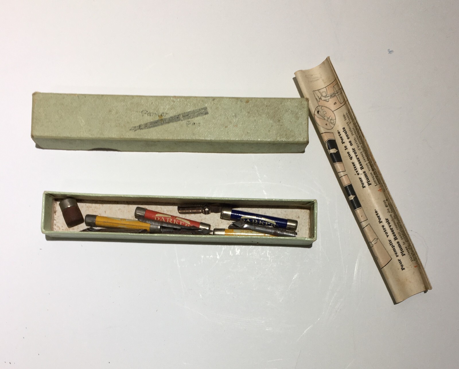 Scrittura, Calligrafia, Penne Parker, Ricambi E Pennini d'Epoca