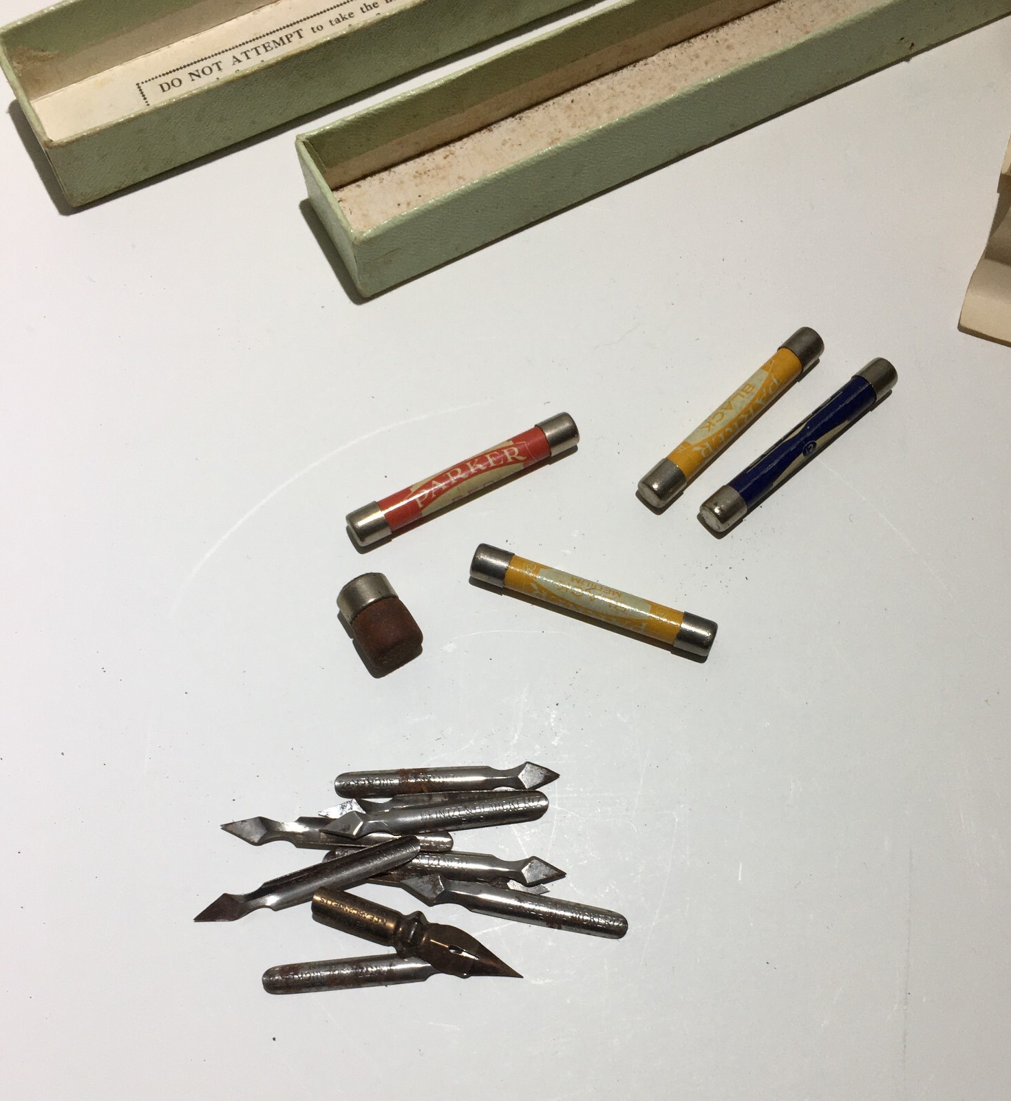 Scrittura, Calligrafia, Penne Parker, Ricambi E Pennini d'Epoca