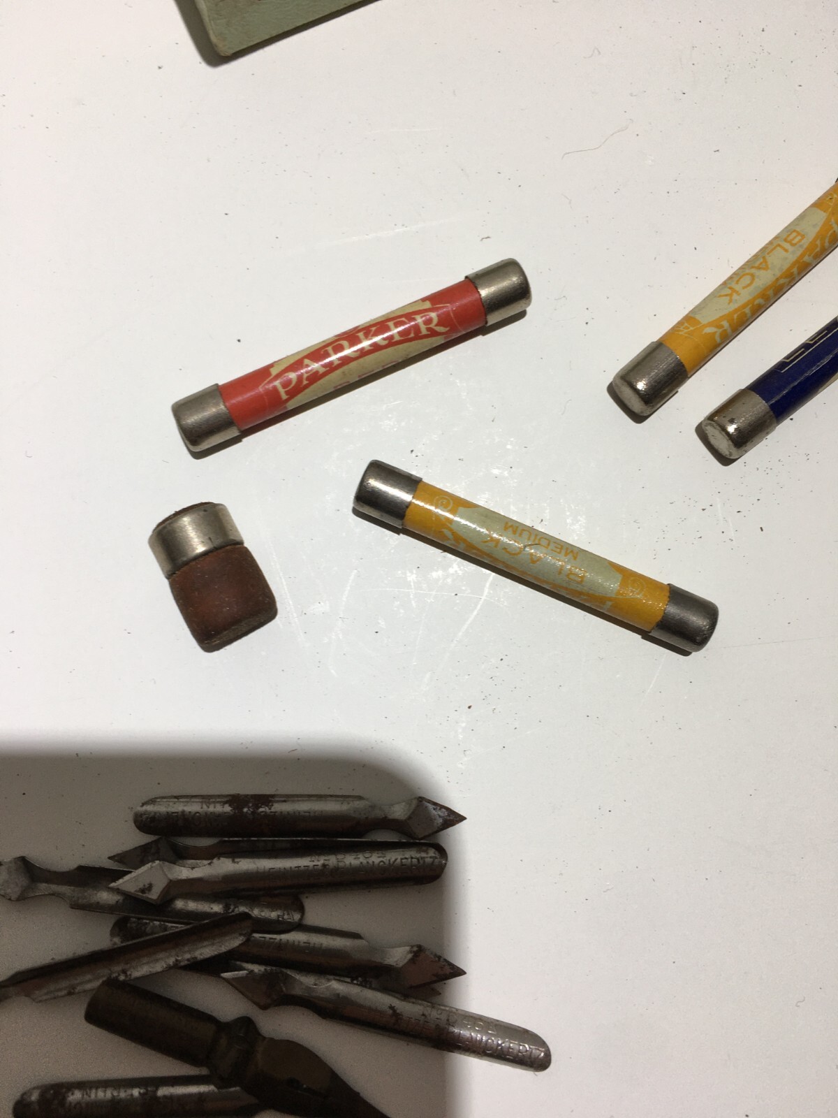 Scrittura, Calligrafia, Penne Parker, Ricambi E Pennini d'Epoca