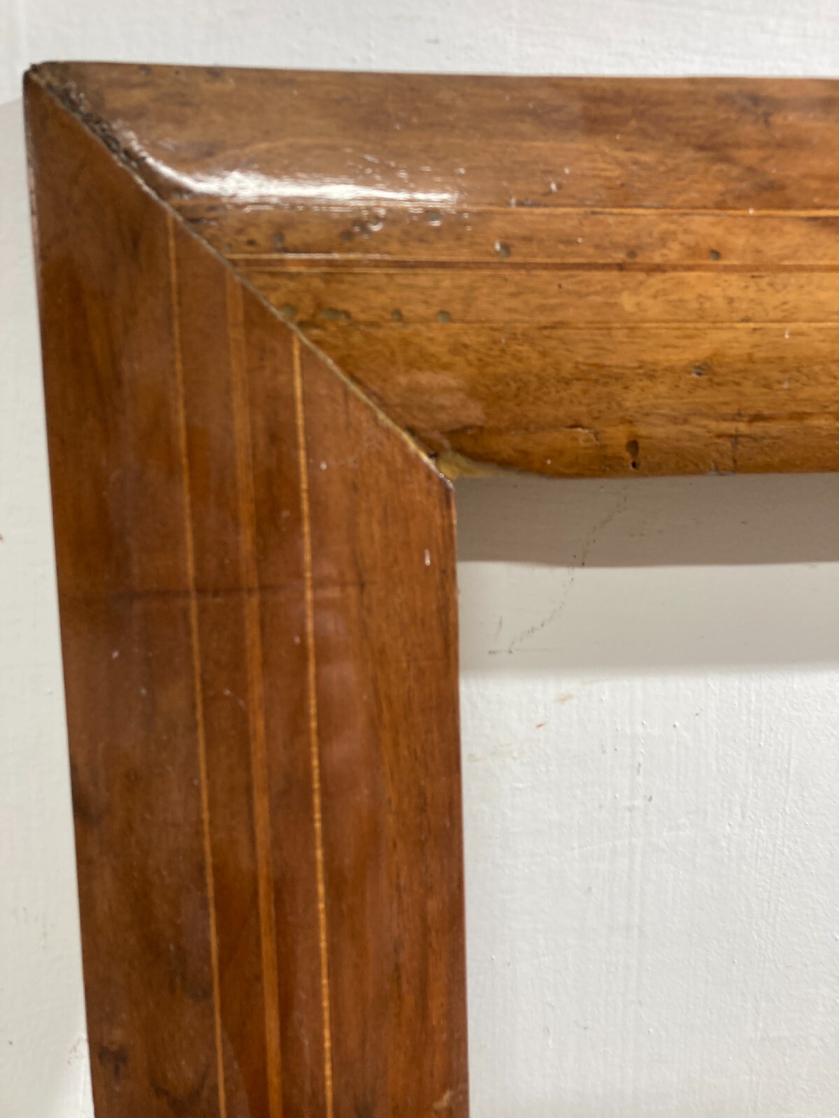 Antica Cornice In Legno Massello Con Filettatura Ad Intarsio