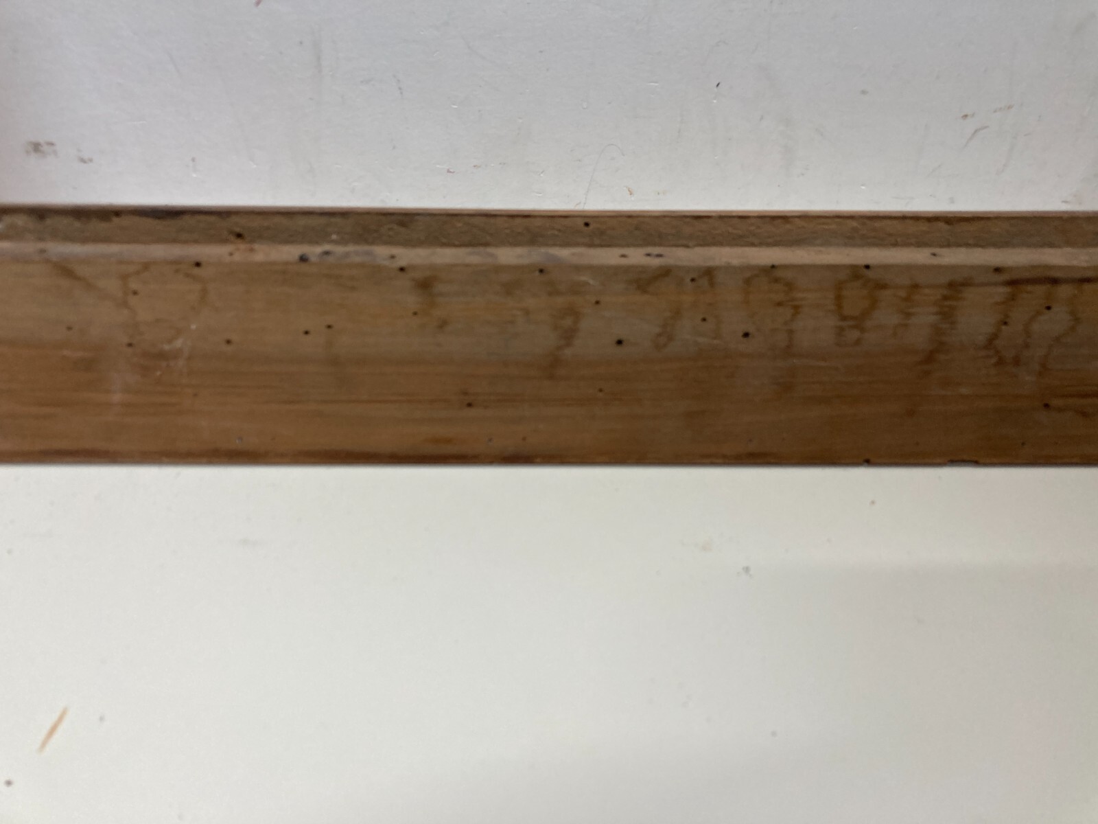 Antica Cornice In Legno Massello Con Filettatura Ad Intarsio