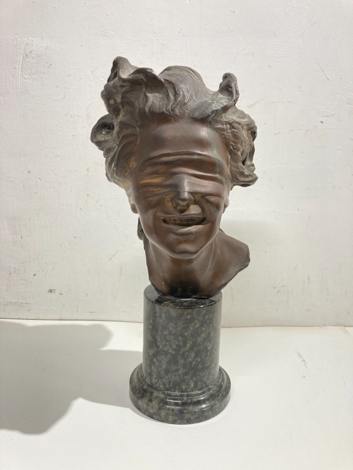 Scultura Dea Bendata, Opera Di Vincenzo Aurisicchio, Napoli