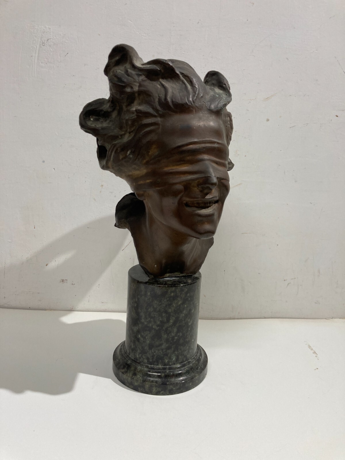 Scultura Dea Bendata, Opera Di Vincenzo Aurisicchio, Napoli