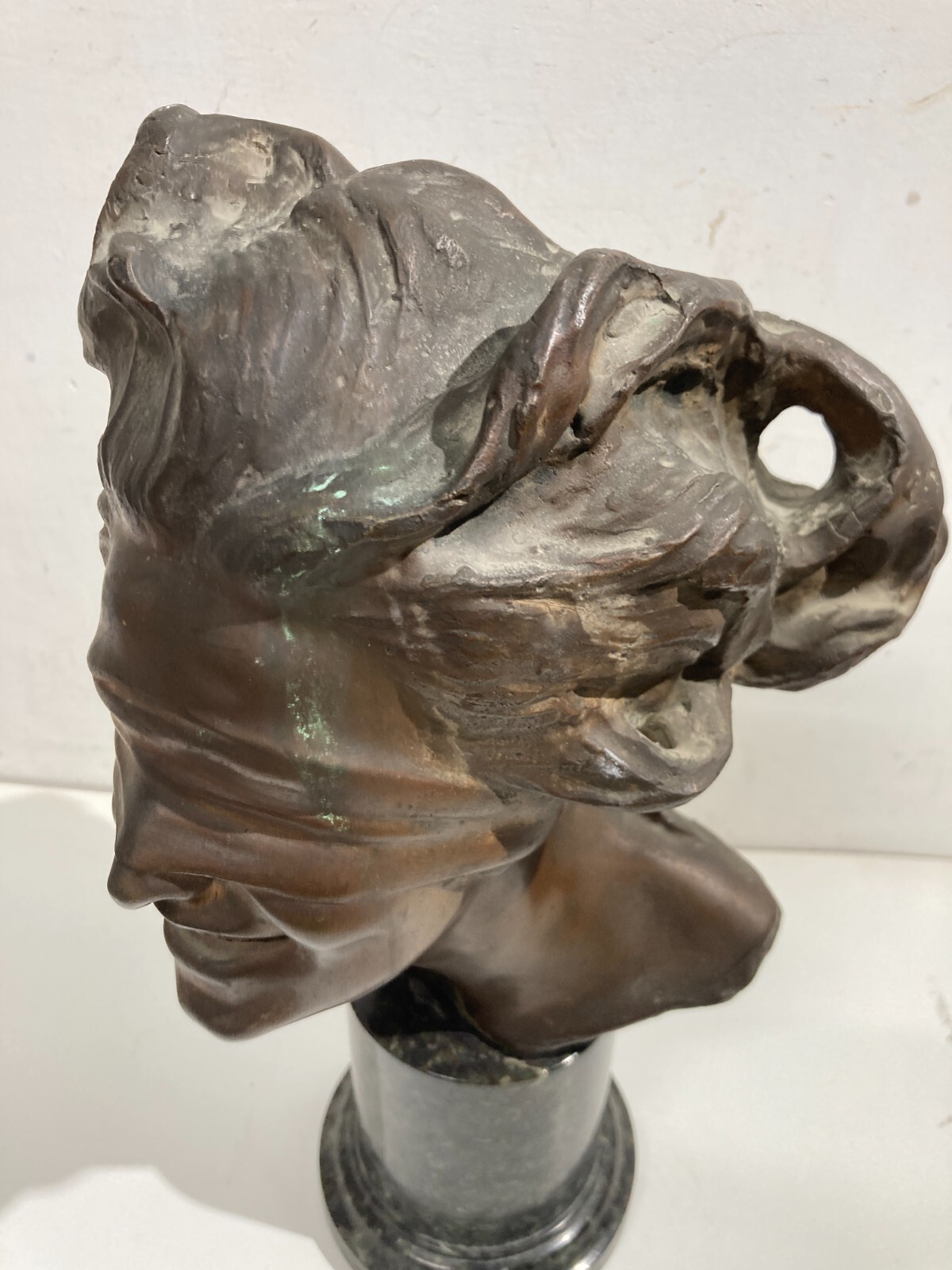 Scultura Dea Bendata, Opera Di Vincenzo Aurisicchio, Napoli