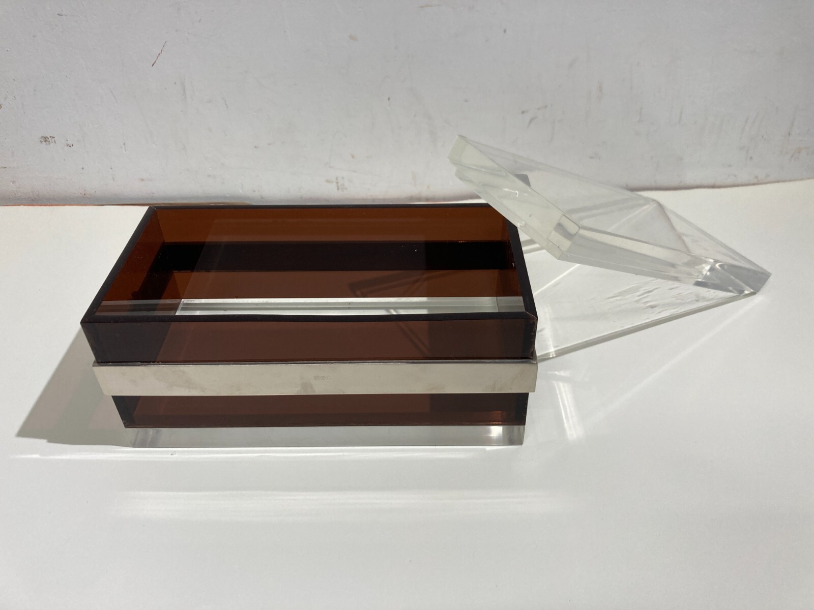 Soprammobile Decorativo Di Design   Ascrivibile A Gabriella Crespi