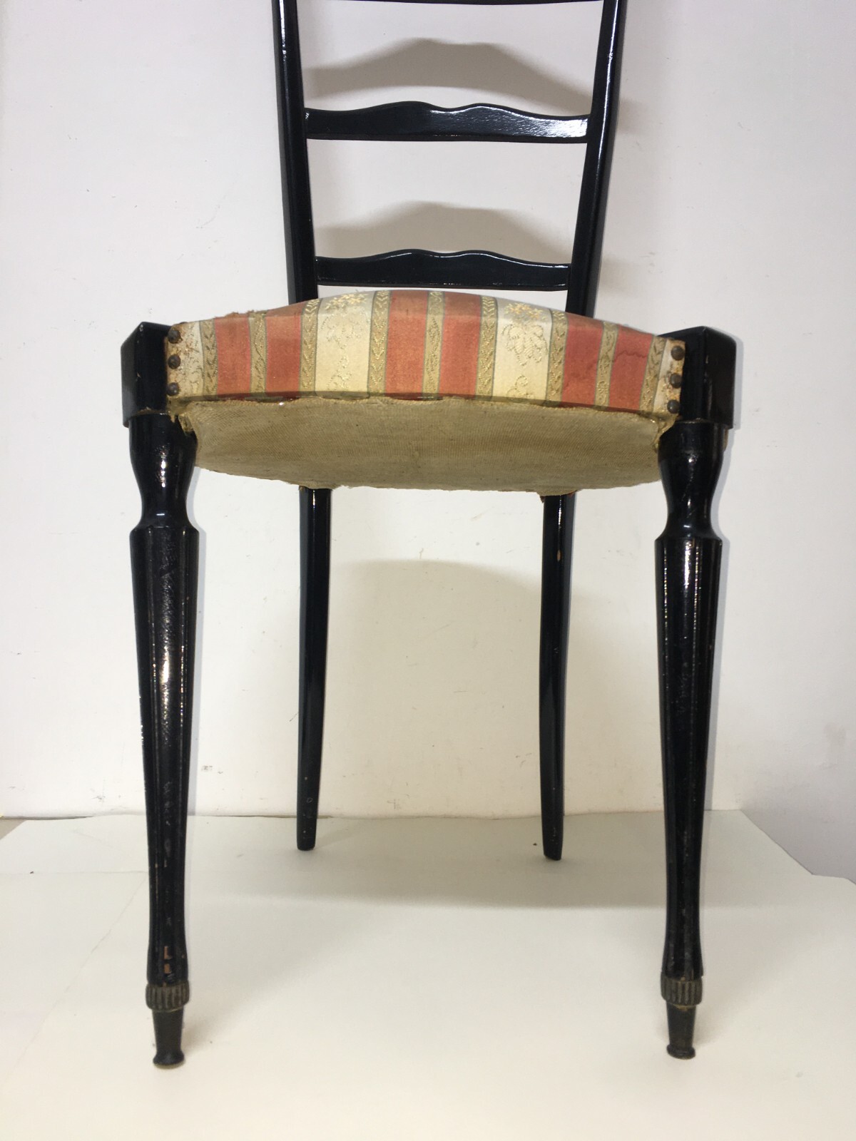 Sedia Stilizzata d'Epoca Da Restaurare (modernariato Design)