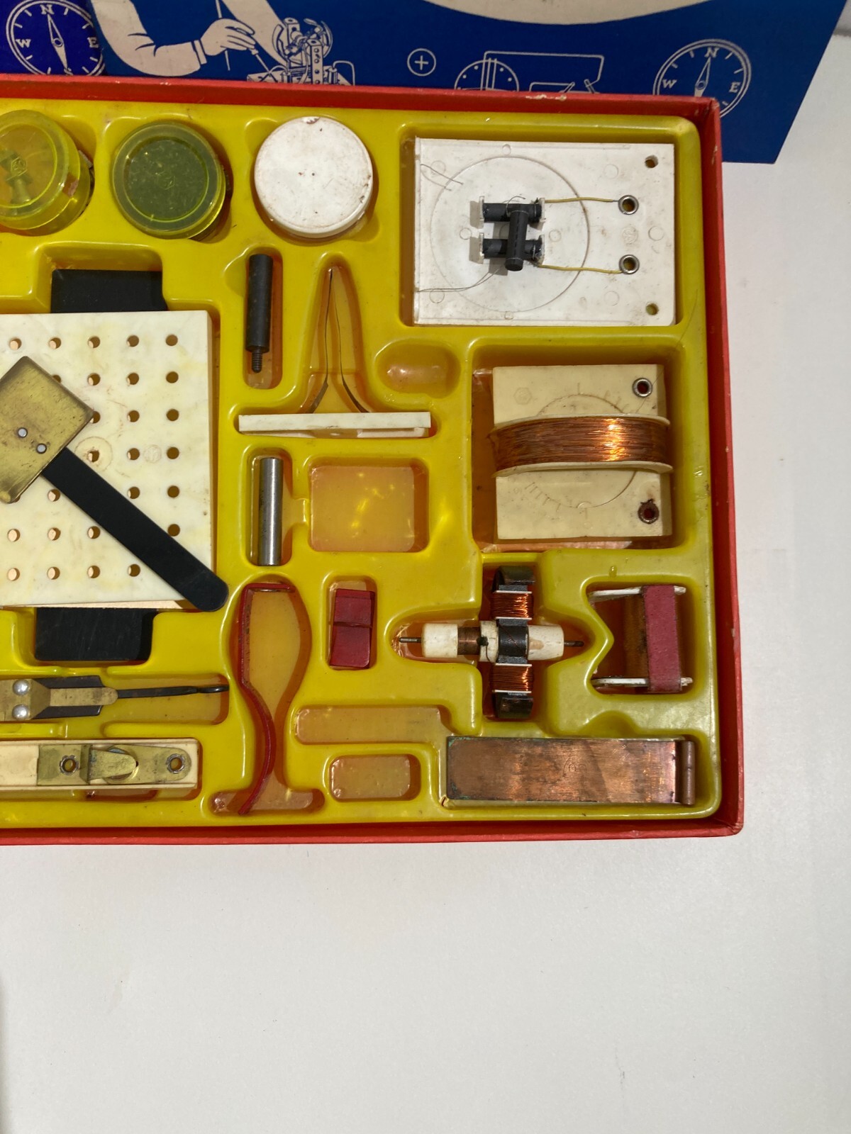 Giochi Scientifici Per Ragazzi: Il Giovane Elettrotecnico Elettricità E Magnetismo