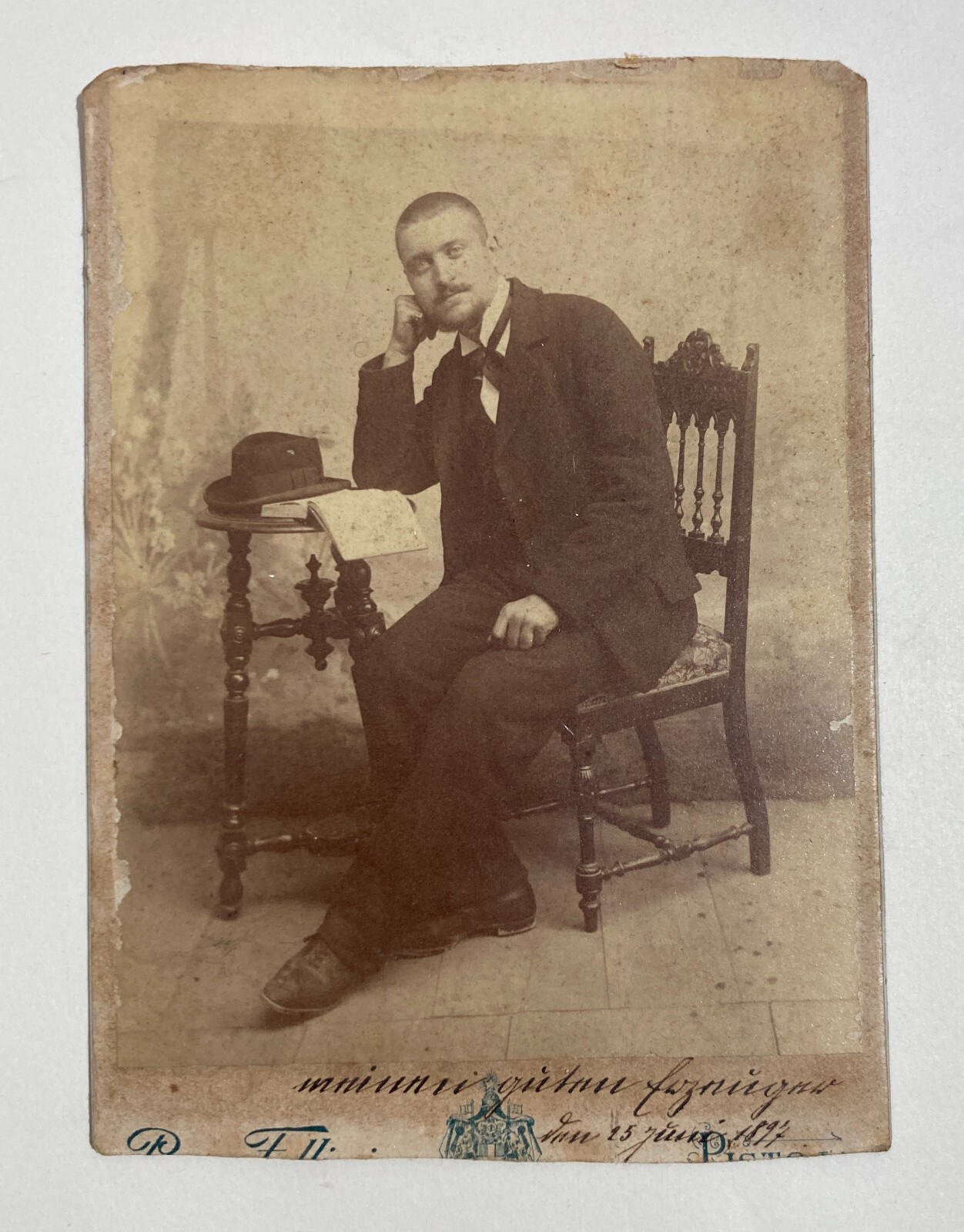 Toscana, Pistoia. Antica Fotografia Originale Di Pirro Fellini Con Araldica Savoia. Ritratto d'Uomo, 1897