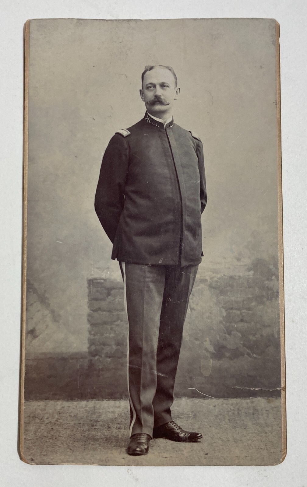 Militaria: Ritratto Di Militare. Antica Fotografia Pietzner, Vienna   Carlsbad