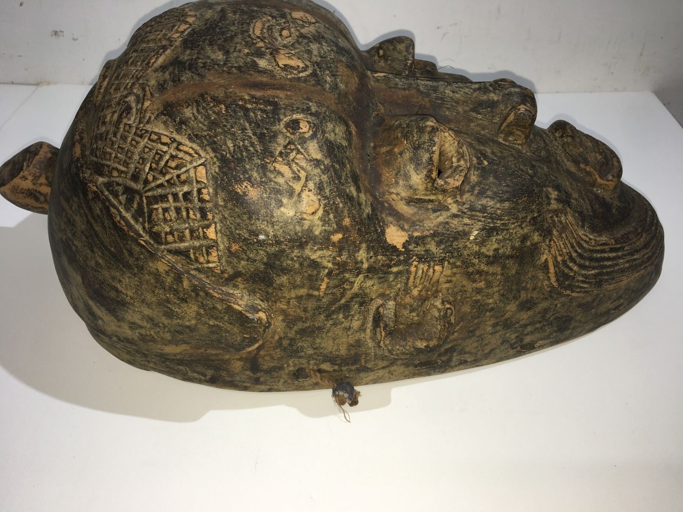 Maschera Africana In Scultura Lignea (arte Tribale)