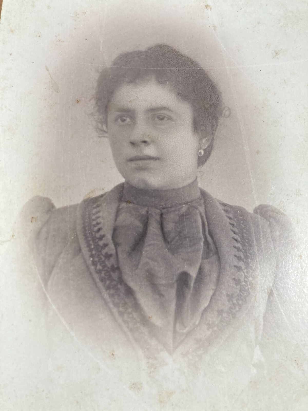Fotografia Da Collezione: Ritratto Di Gentildonna, Abruzzo, Teramo, Fotografo Vignola