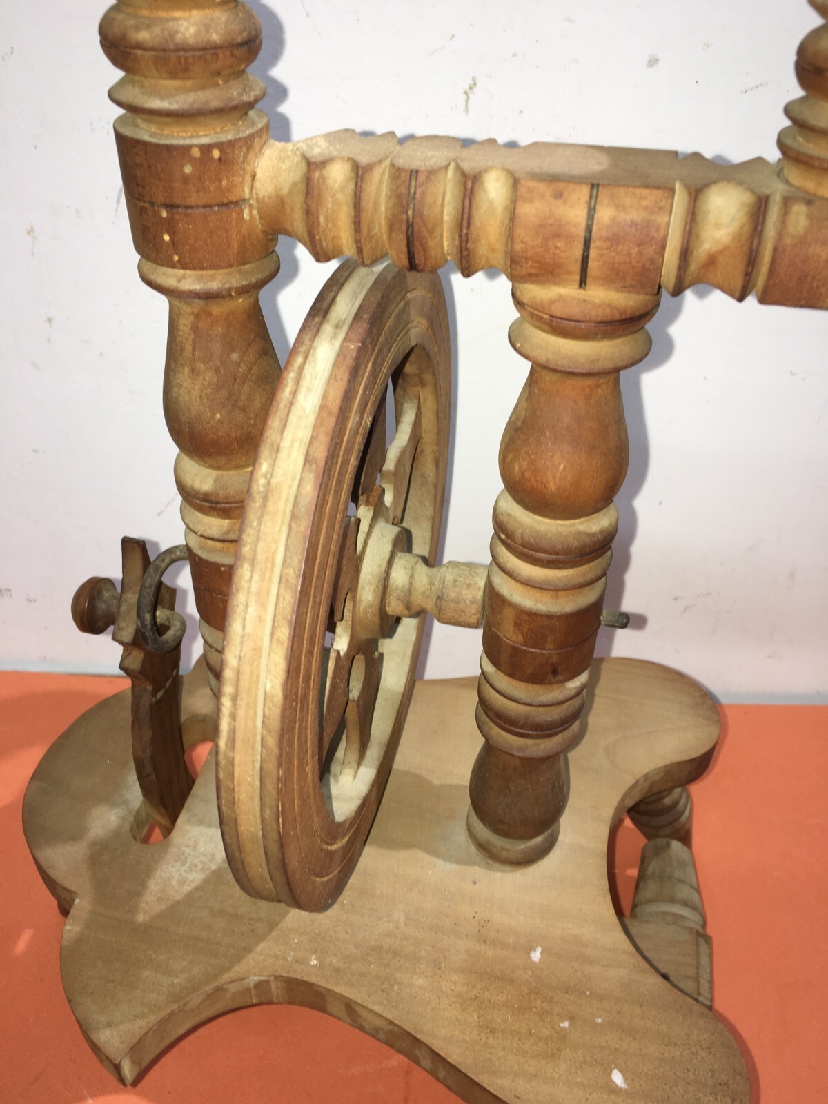 Arte Popolare, Folklore, Tessuti, Filatura: Antico Arcolaio In Legno Decorativo