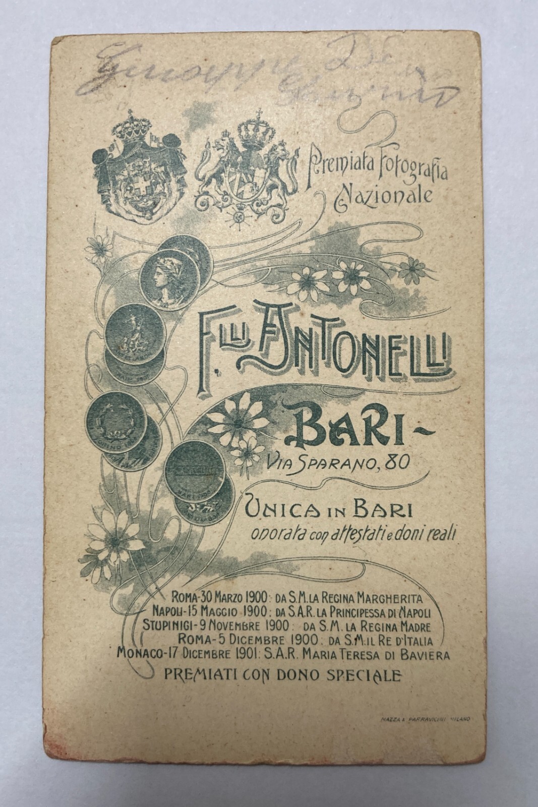 Puglia, Bari: Antica Fotografia Dei Fratelli Antonelli. Ritratto d'Epoca E Araldica