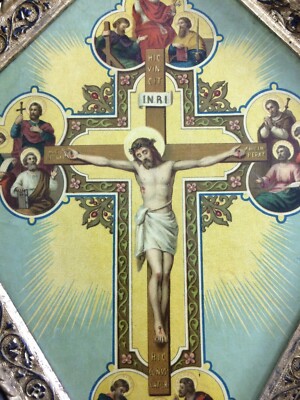 Stampa Popolare Devozionale: Cristo Crocifisso E I Santi Apostoli. Antica Cromolitografia