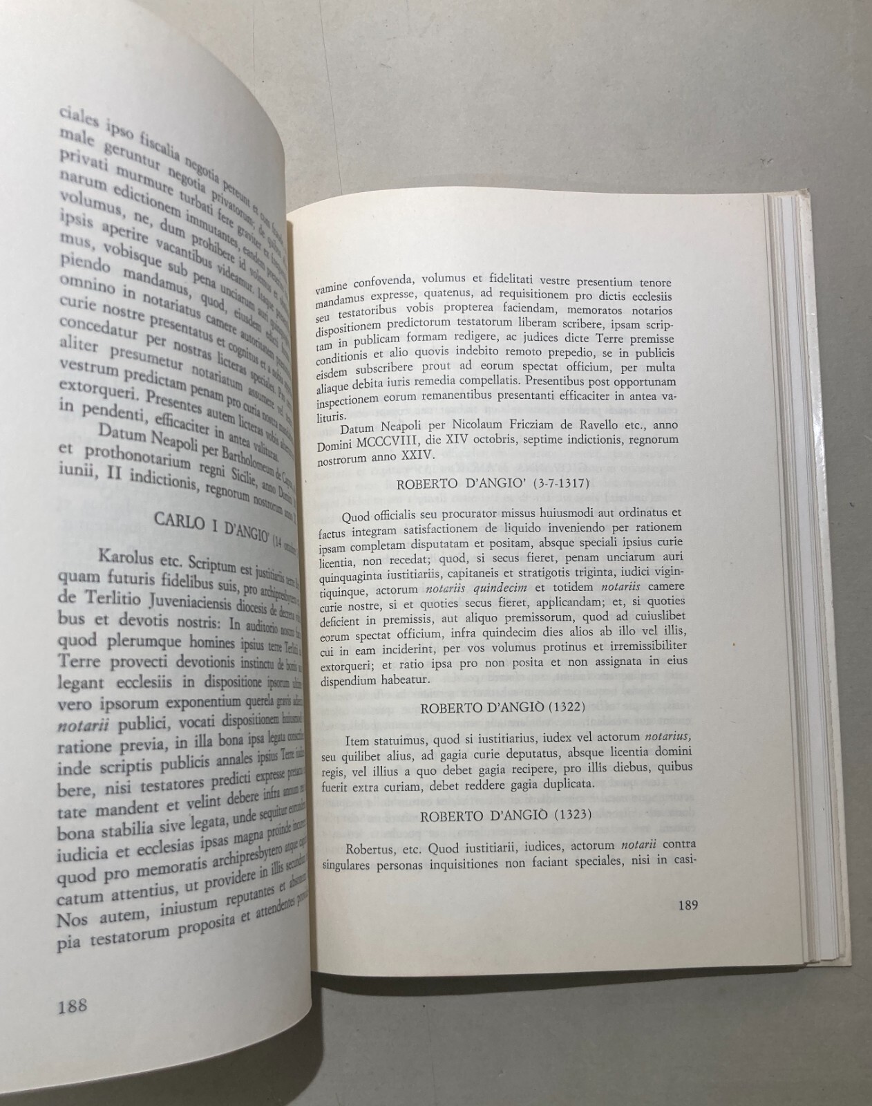 I Notai Di Terra Di Bari: Testimonianze Per La Storia Del Notariato   Vito Tangorra   1977
