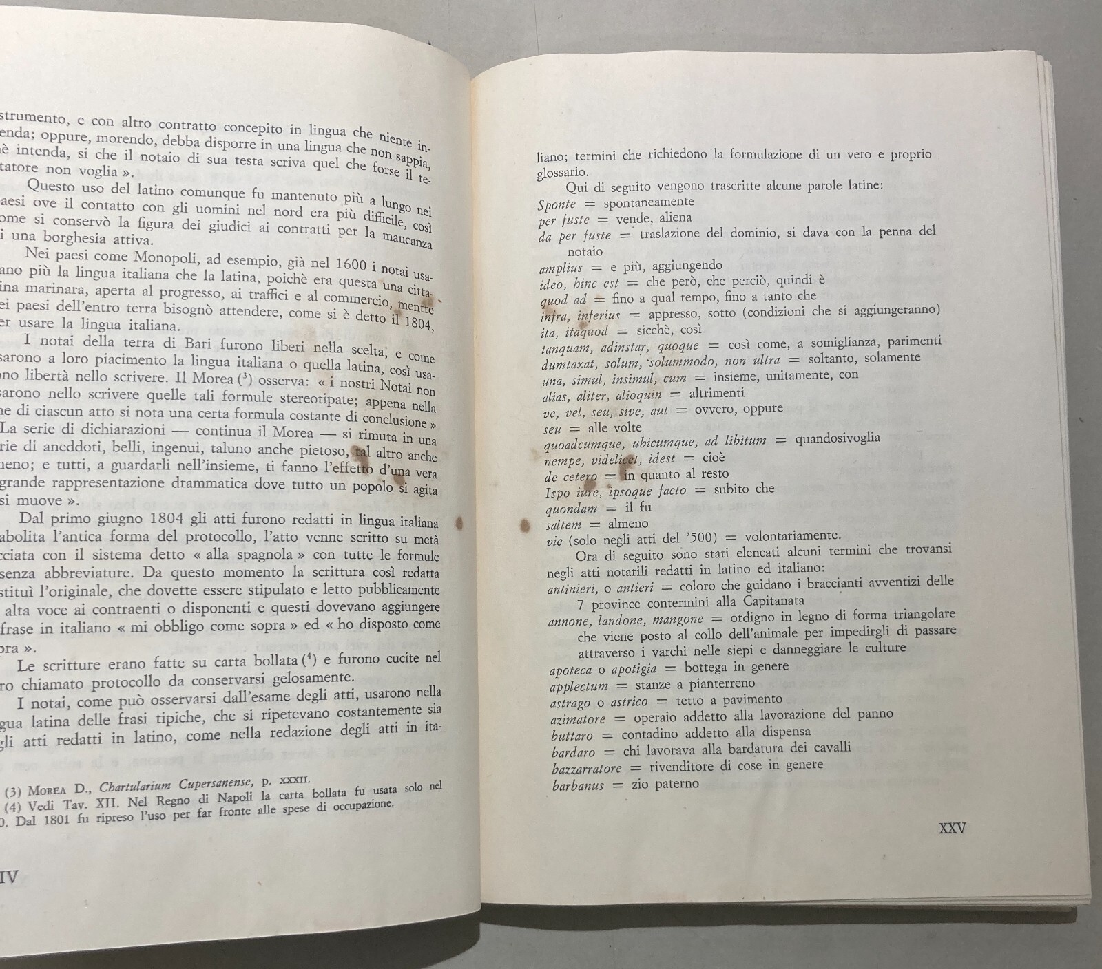 I Notai Di Terra Di Bari: Testimonianze Per La Storia Del Notariato   Vito Tangorra   1977