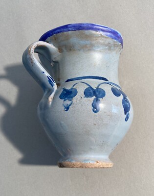 Ceramica Popolare Abruzzese. Antico Boccale Da Vino Per La Tavola E La Cucina