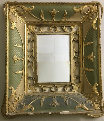 Cornice Decorativa Con Rilievi E Dorature Per Opere d'Arte