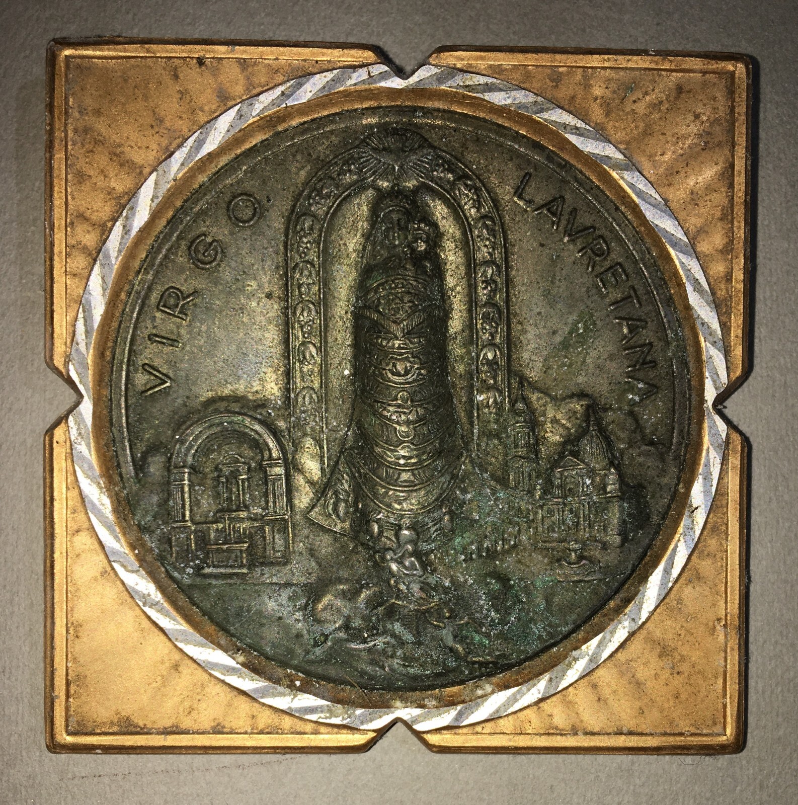 Arte Devozionale: Placchetta In Rilievo Della Madonna Di Loreto