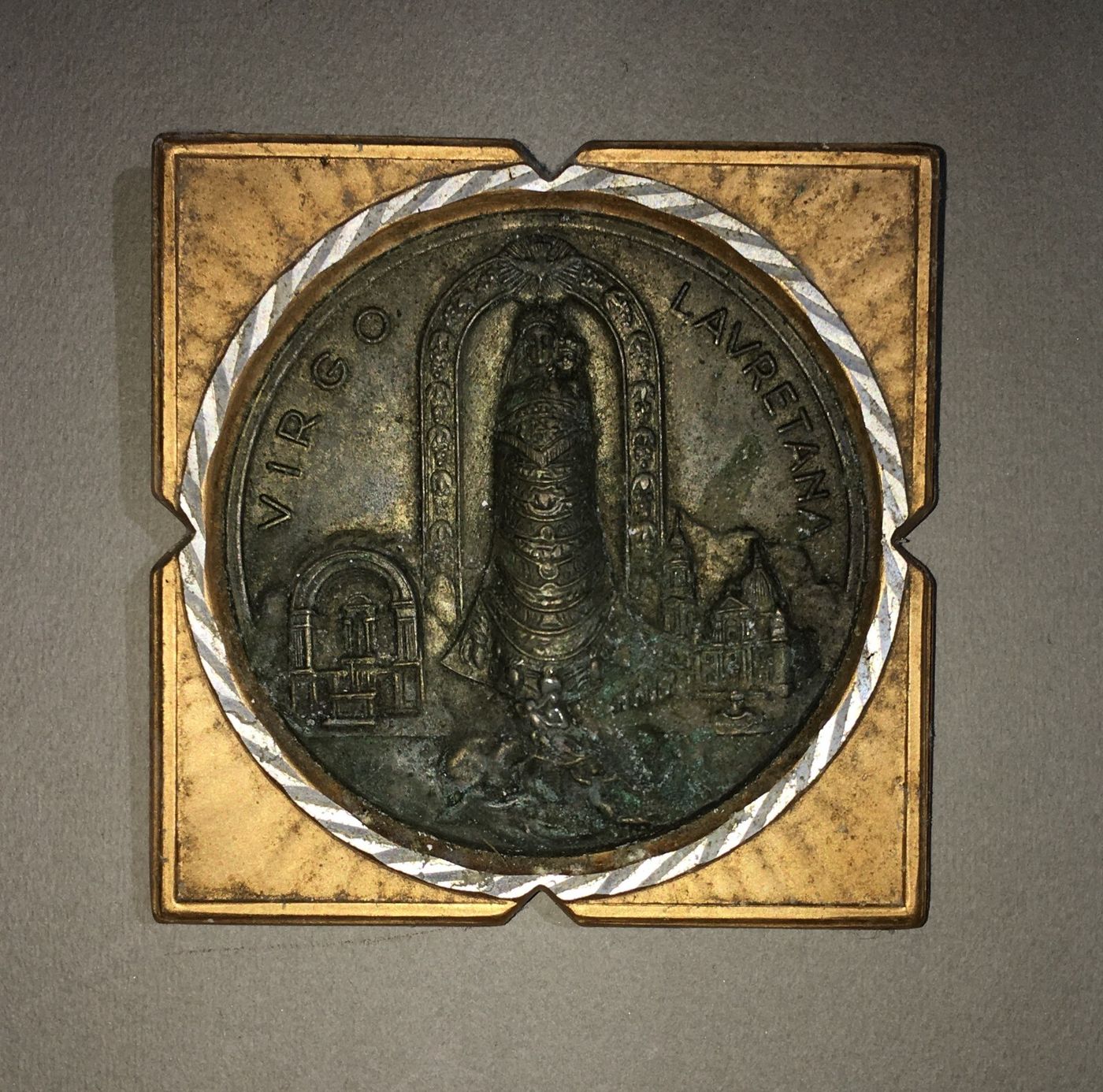 Arte Devozionale: Placchetta In Rilievo Della Madonna Di Loreto