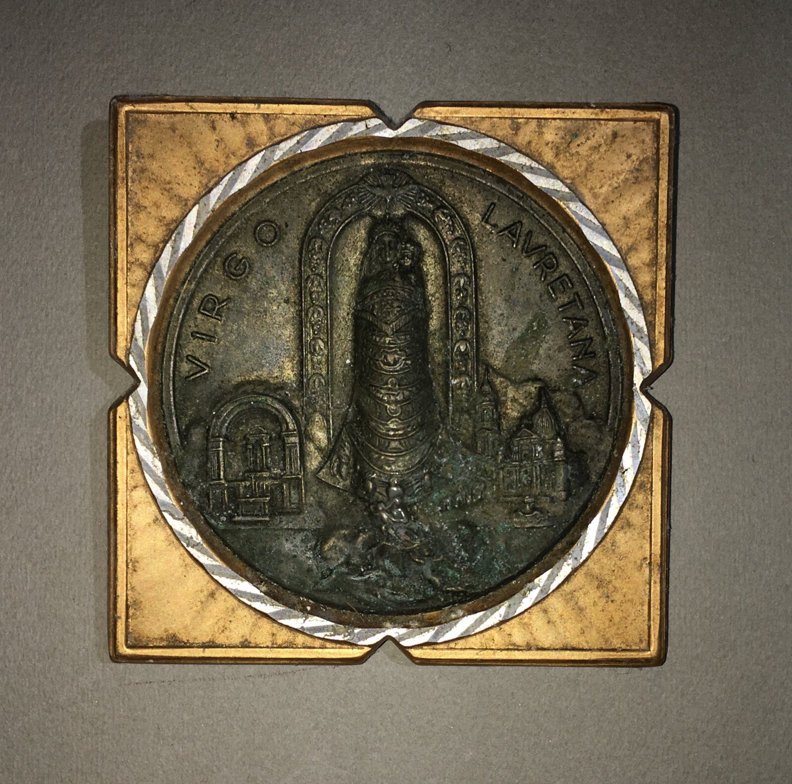Arte Devozionale: Placchetta In Rilievo Della Madonna Di Loreto