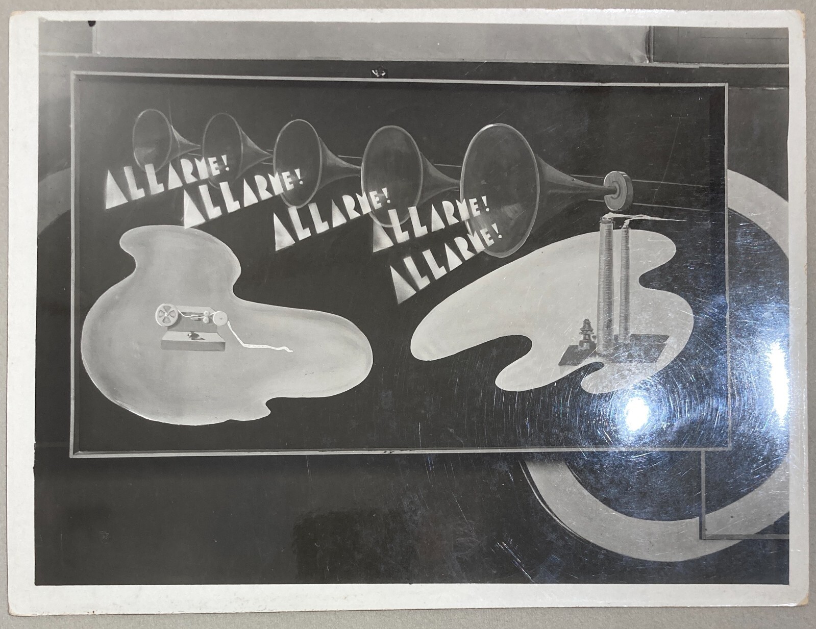 Arte, Fotografia, Futurismo: Propaganda d'Epoca, Allarme, Megafoni, Fiera Di Bari, 1937
