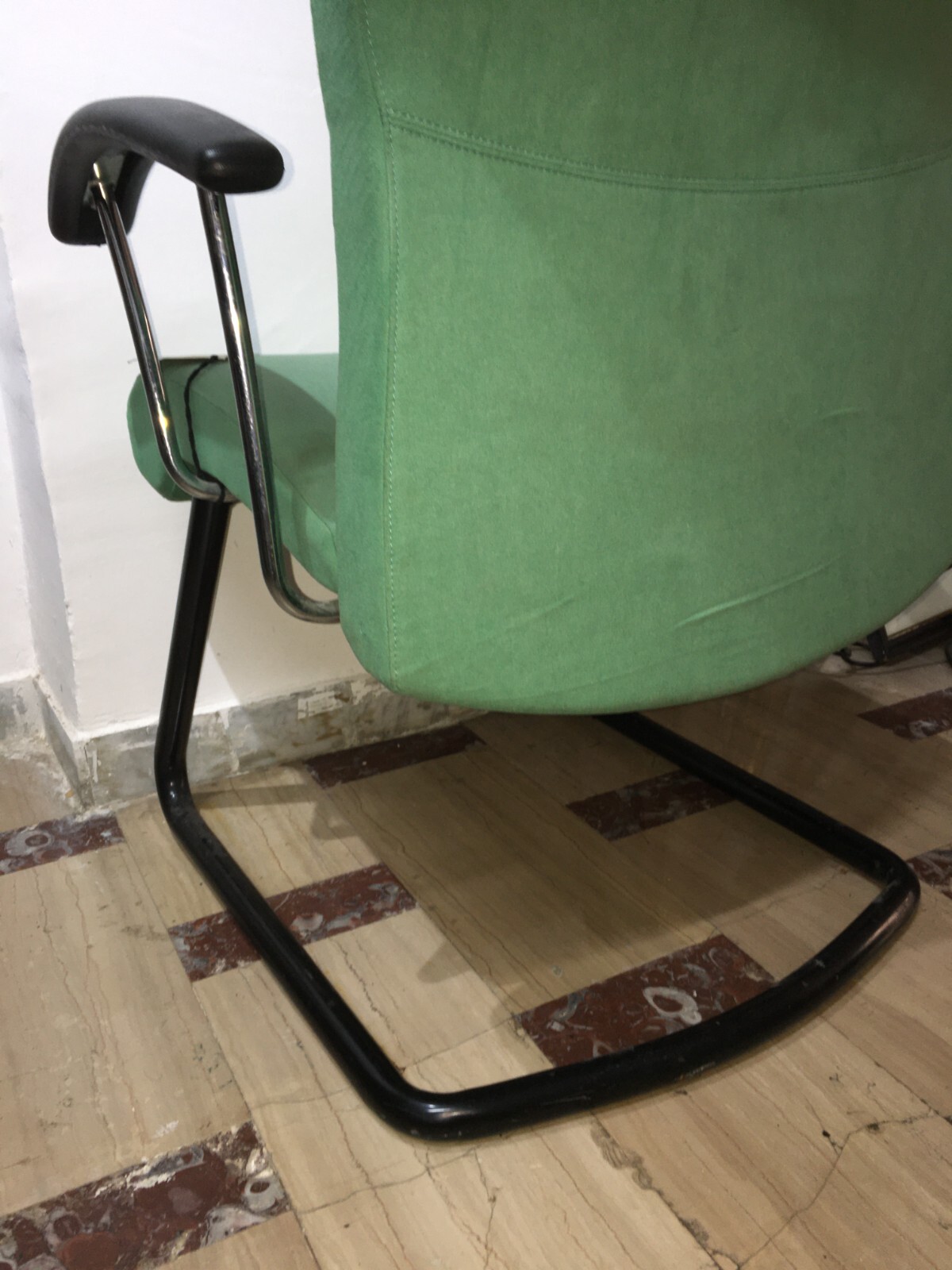 Modernariato, Design, Decorativo Complemento d'Arredo: Poltrona Ares