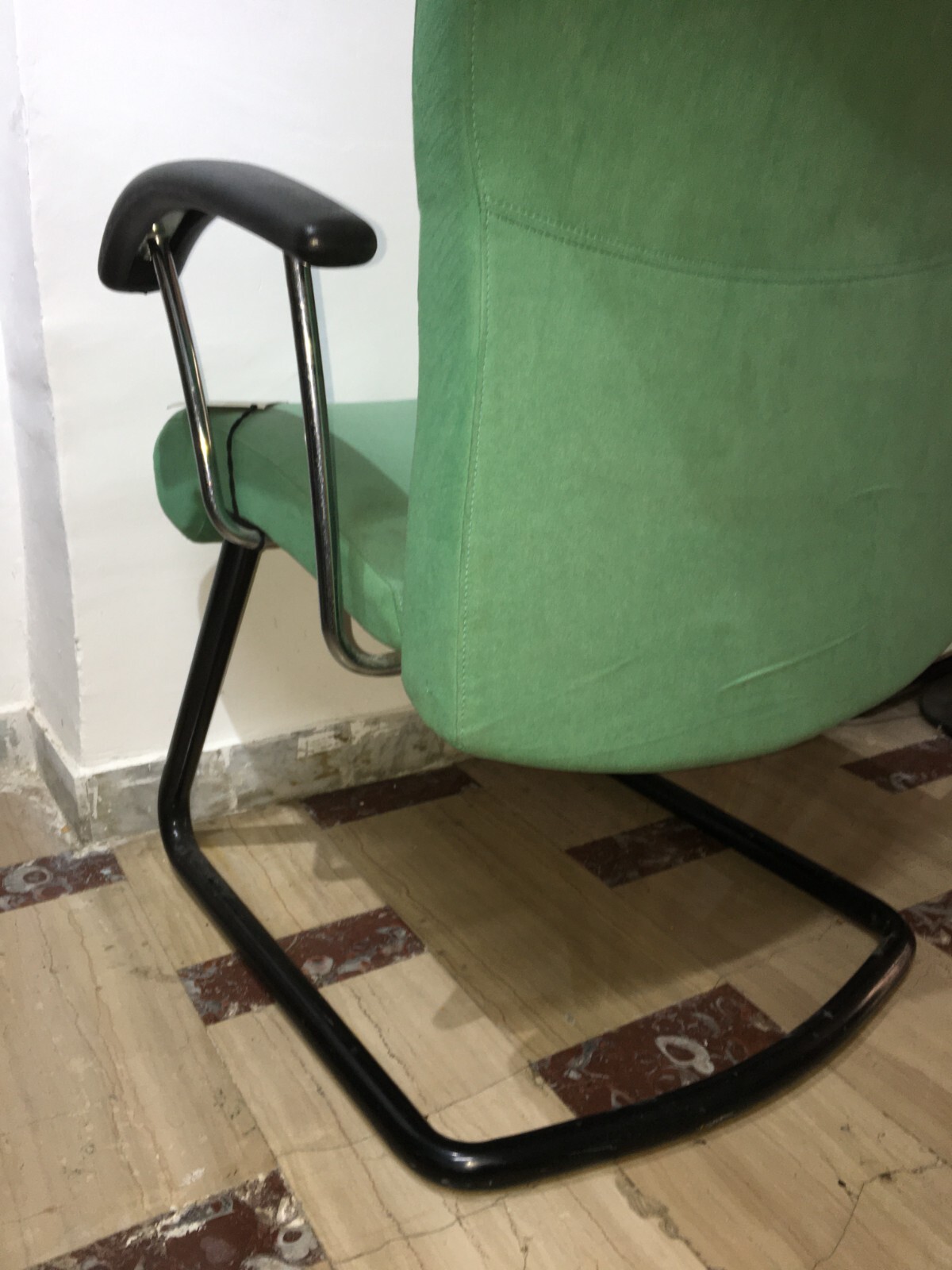 Modernariato, Design, Decorativo Complemento d'Arredo: Poltrona Ares