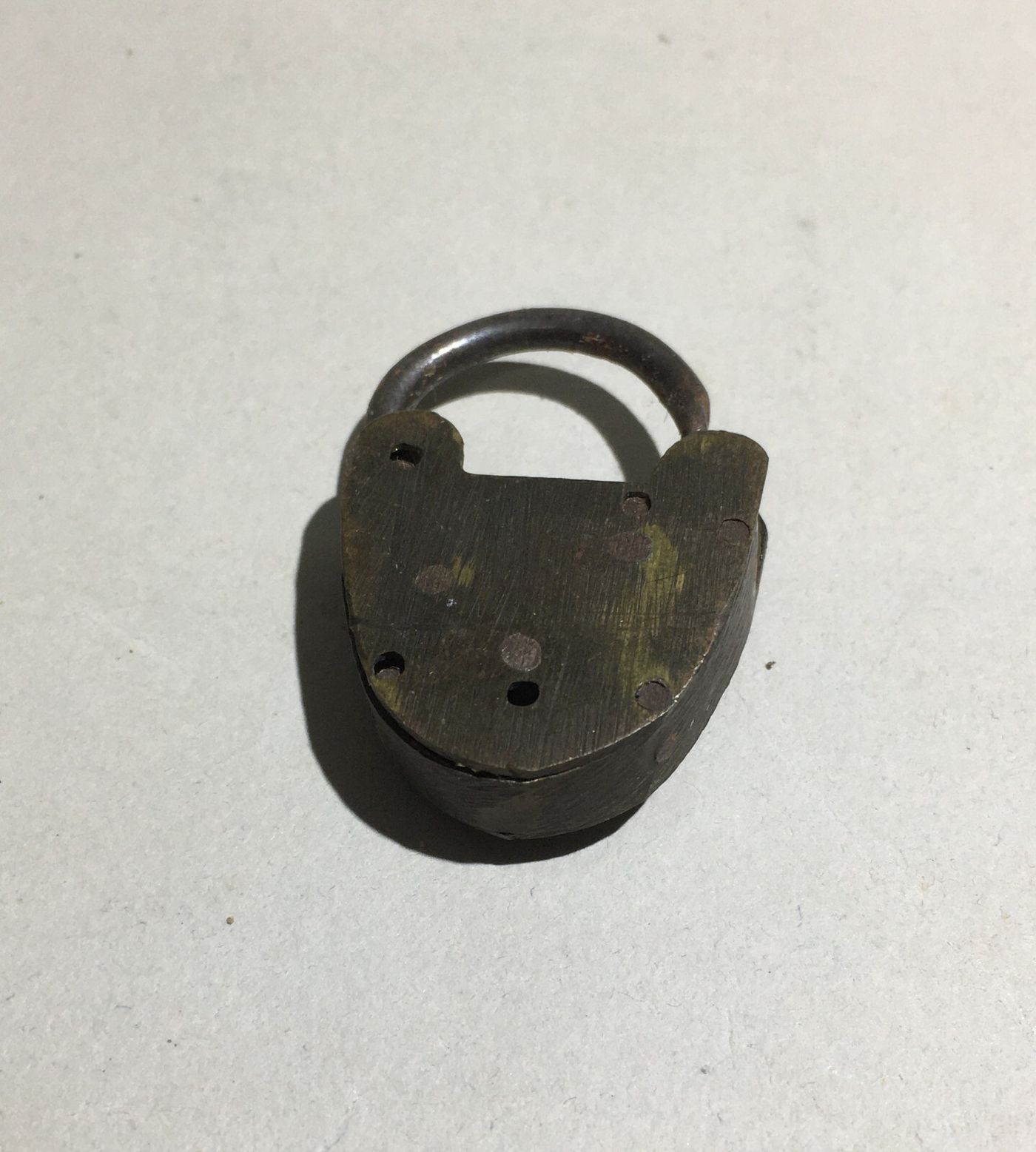 Lucchetto Da Collezione Modellato A Forma Di Cuore Di Piccole Dimensioni
