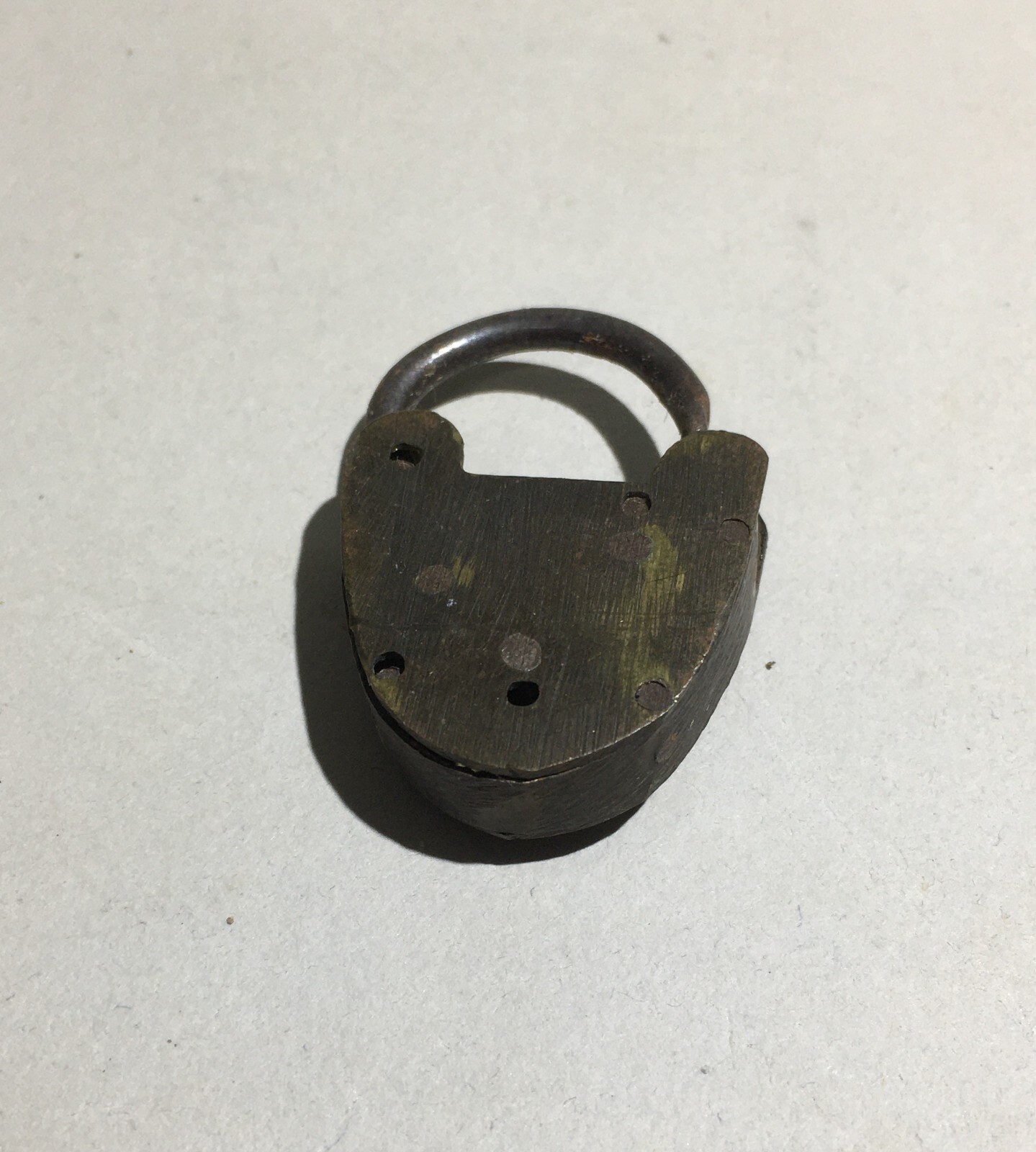 Lucchetto Da Collezione Modellato A Forma Di Cuore Di Piccole Dimensioni