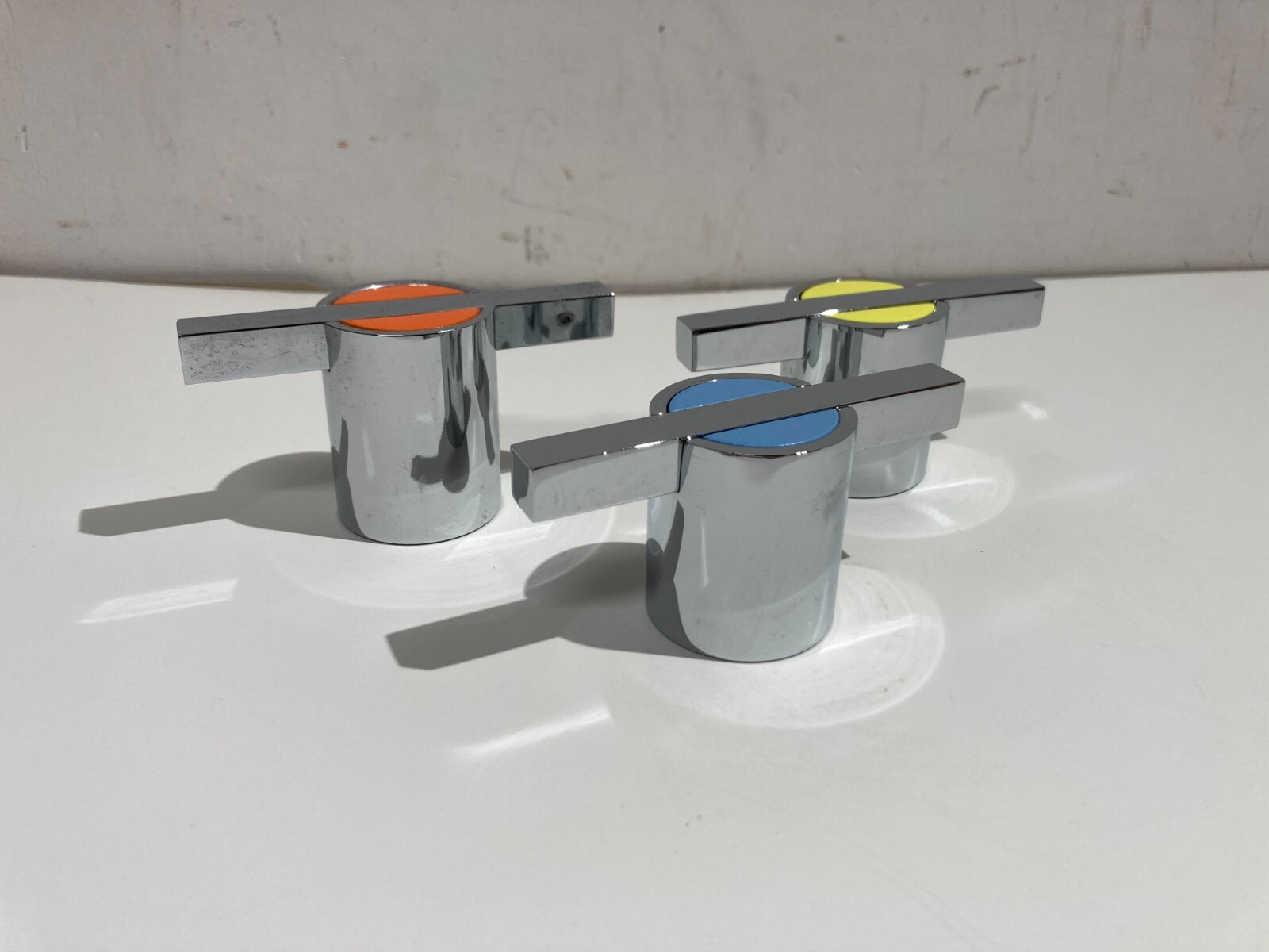 Modernariato, Design: Supporti Per Abiti O Asciugamani Decorativi