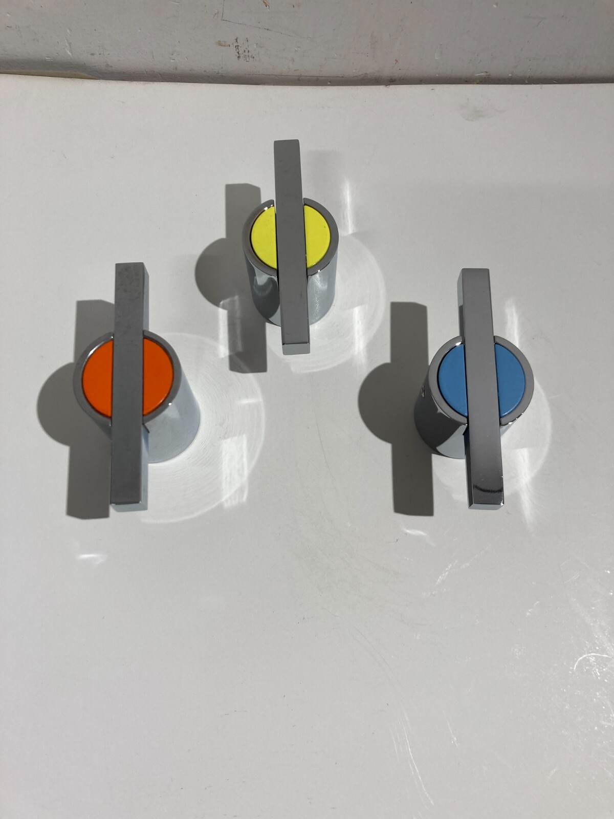 Modernariato, Design: Supporti Per Abiti O Asciugamani Decorativi