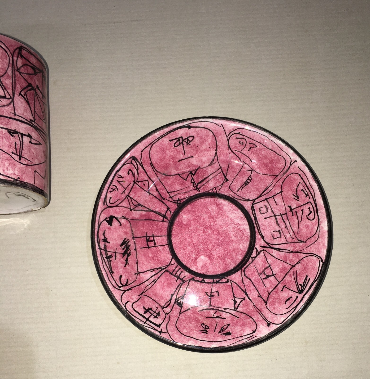 Arte Ceramica: Tazzina Con Piattino, Decori Umoristici, Chiusi, Bai, Metà '900
