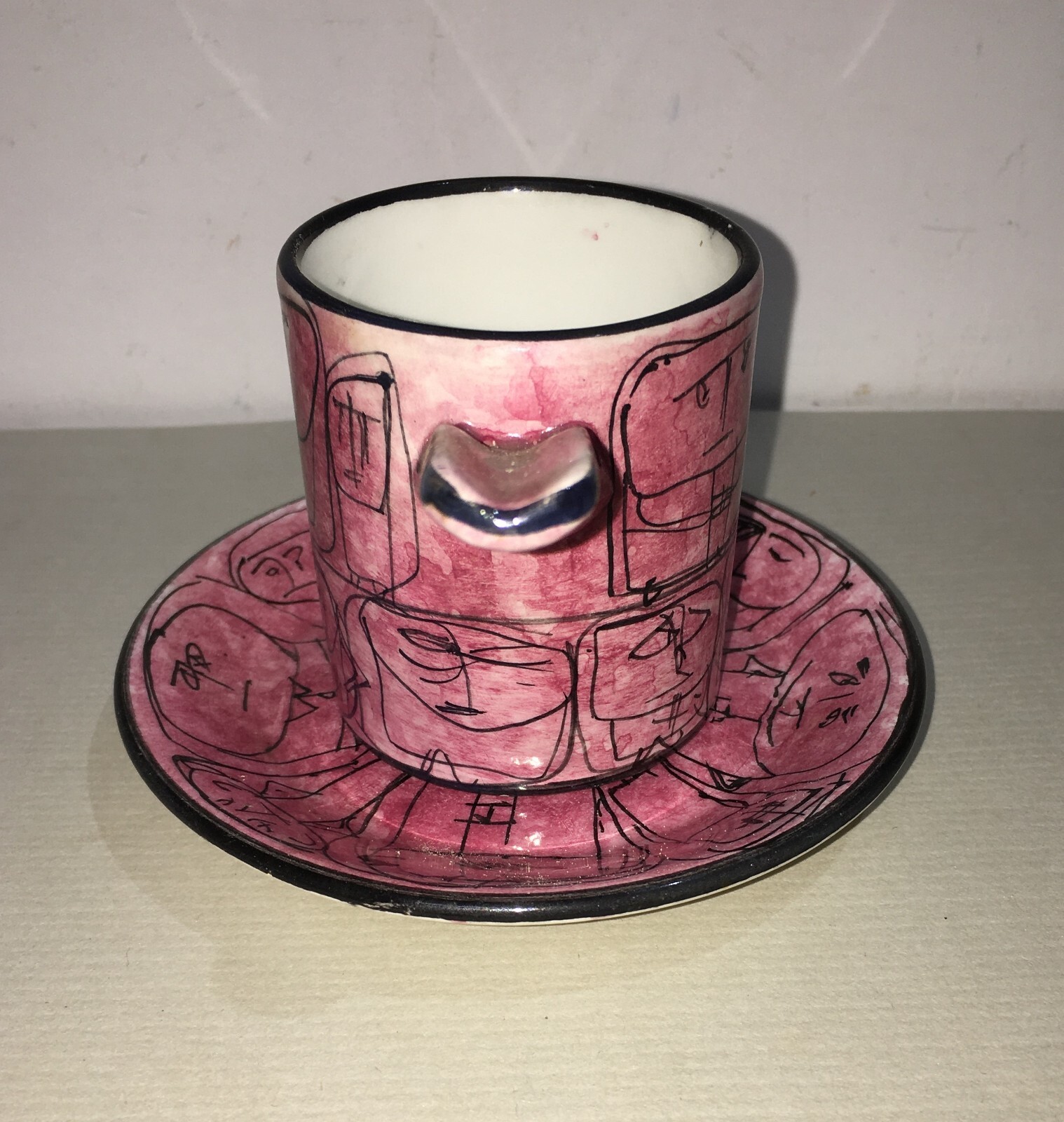 Arte Ceramica: Tazzina Con Piattino, Decori Umoristici, Chiusi, Bai, Metà '900