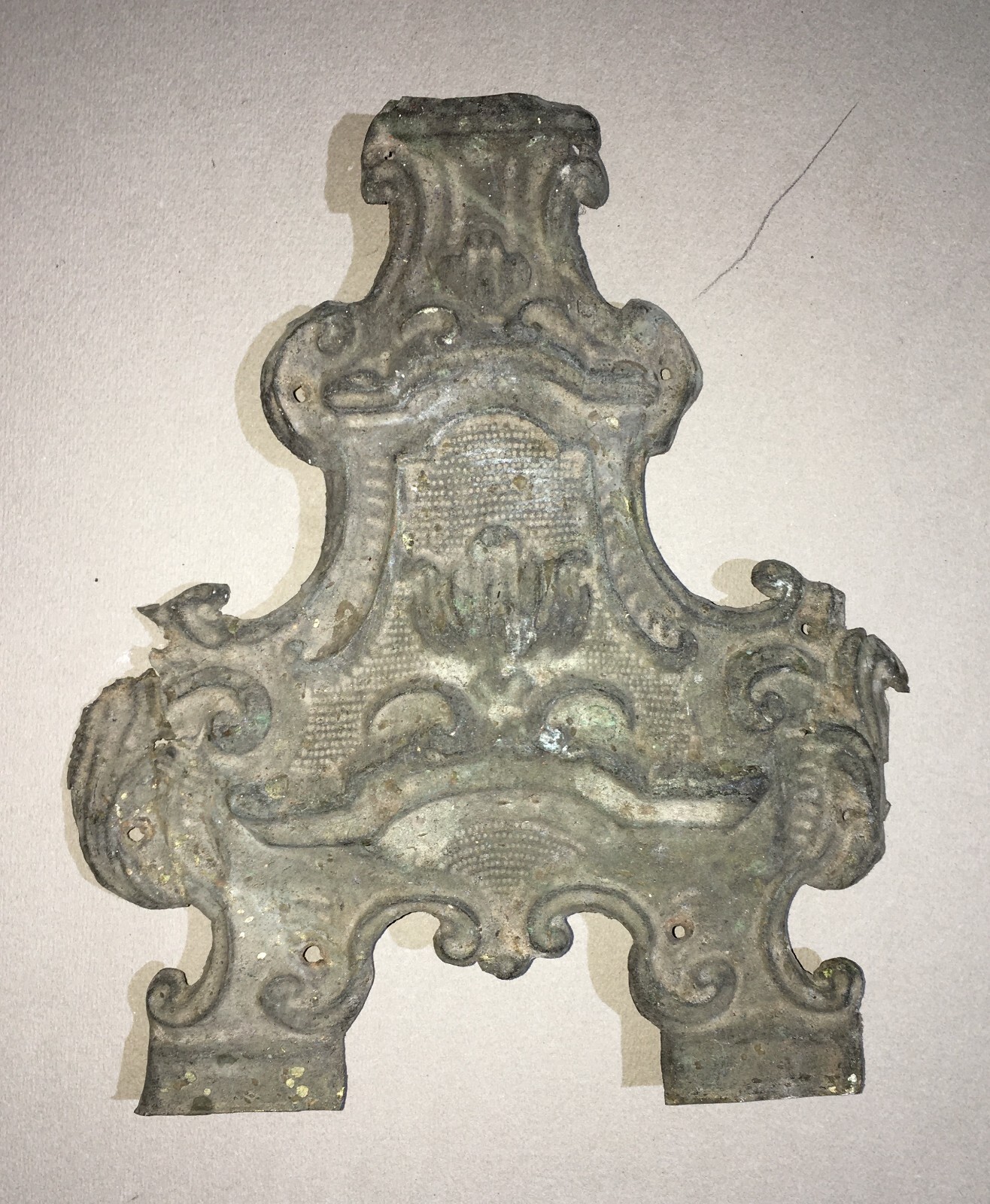 Decorativo E Artistico Sbalzo   Applicazione Da Collezione In Metallo