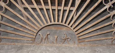 Ferro Battuto: Grande Sovrapporta Antica Decorativa, Da Restaurare