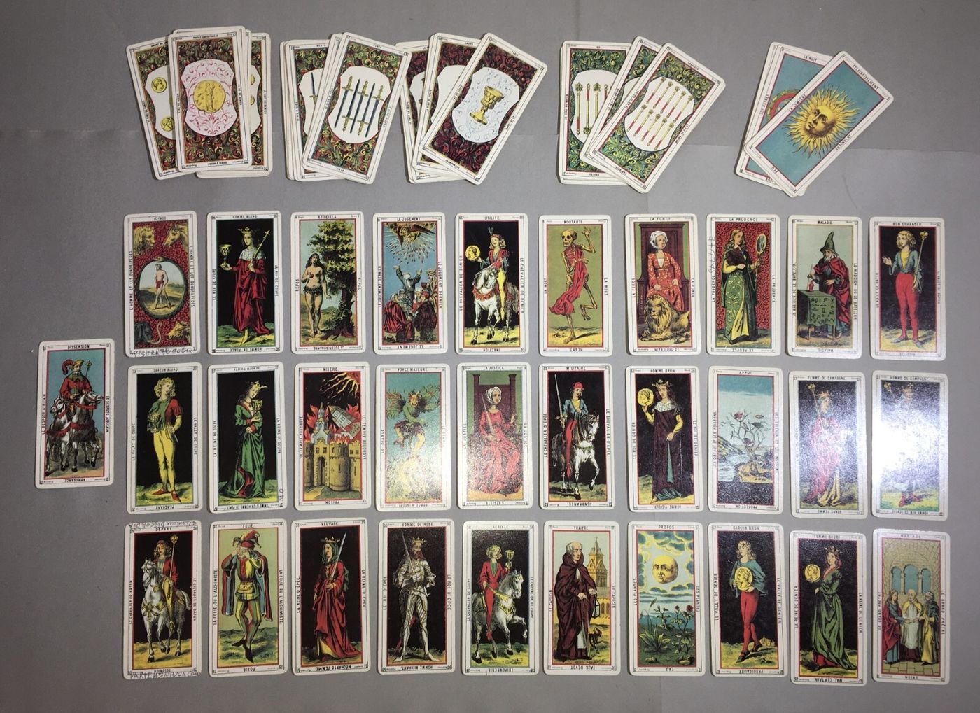 Carte Da Gioco Artistiche, Tarocchi Ed Esoterismo