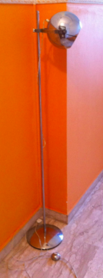 Modernariato E Design: Ampia Raccolta Di Lampade, Piantane, Lampadari E Accessori