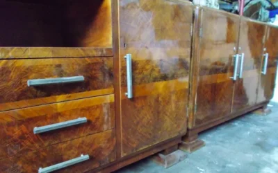 20th-Century Decorative Arts - Design - Pair of Wood and Burl Cabinets - Ponti Era