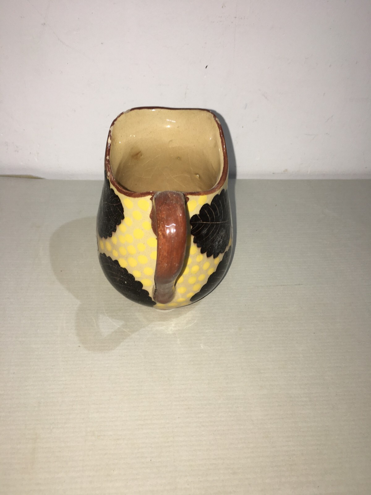Soprammobile In Ceramica Aquila Con Decoro Floreale