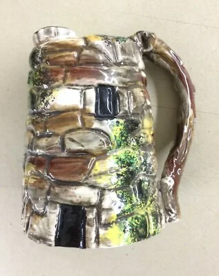 Sardegna: Nuraghe in Ceramica di Massidda (bottiglia e Tazze)